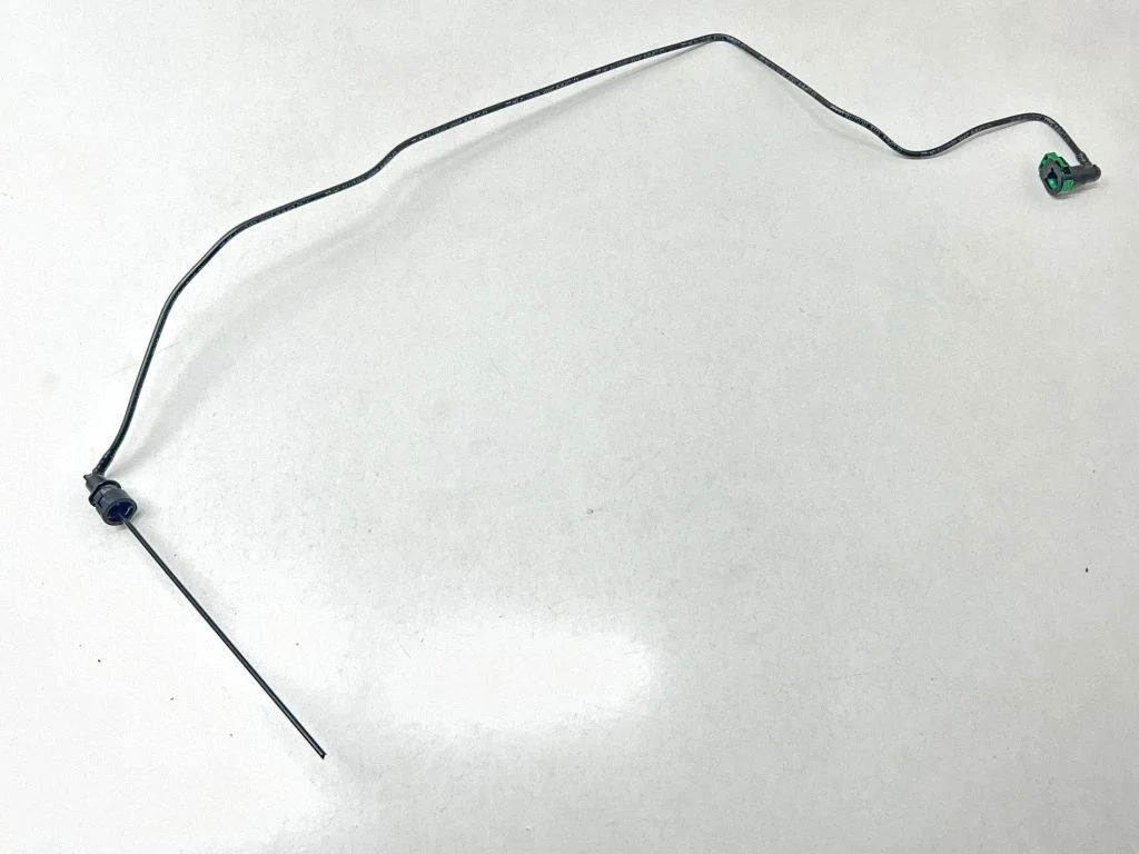 Fuel line pipe 8888777795
