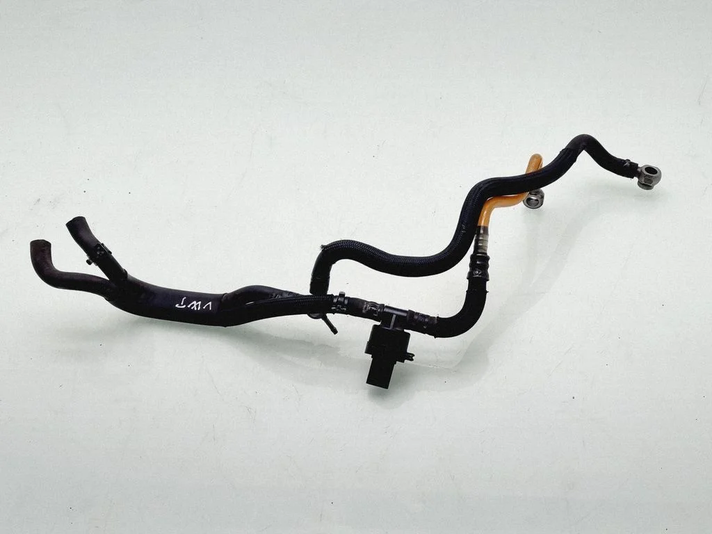 Fuel line pipe 059130300CC