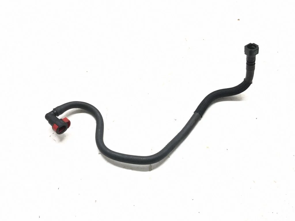 Fuel line pipe 30792044