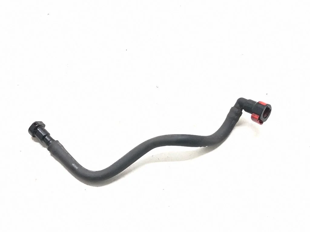 Fuel line pipe – Volvo S40 (2008-2012)
