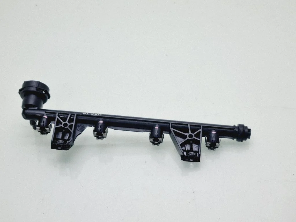 Fuel main line pipe 175200037R