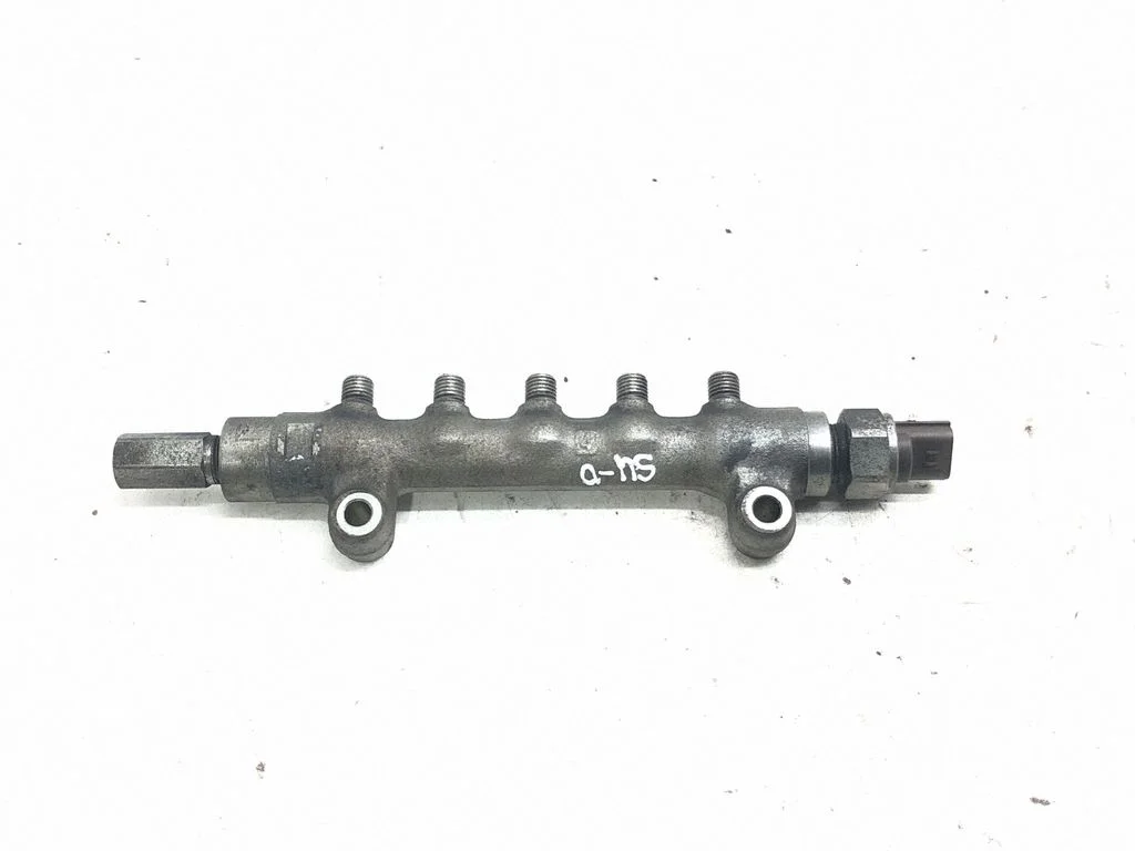 Fuel main line pipe