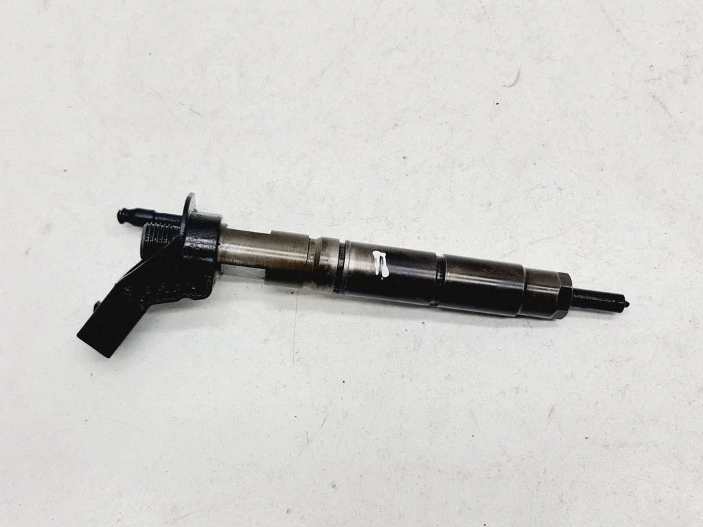 Fuel injector A6420700487