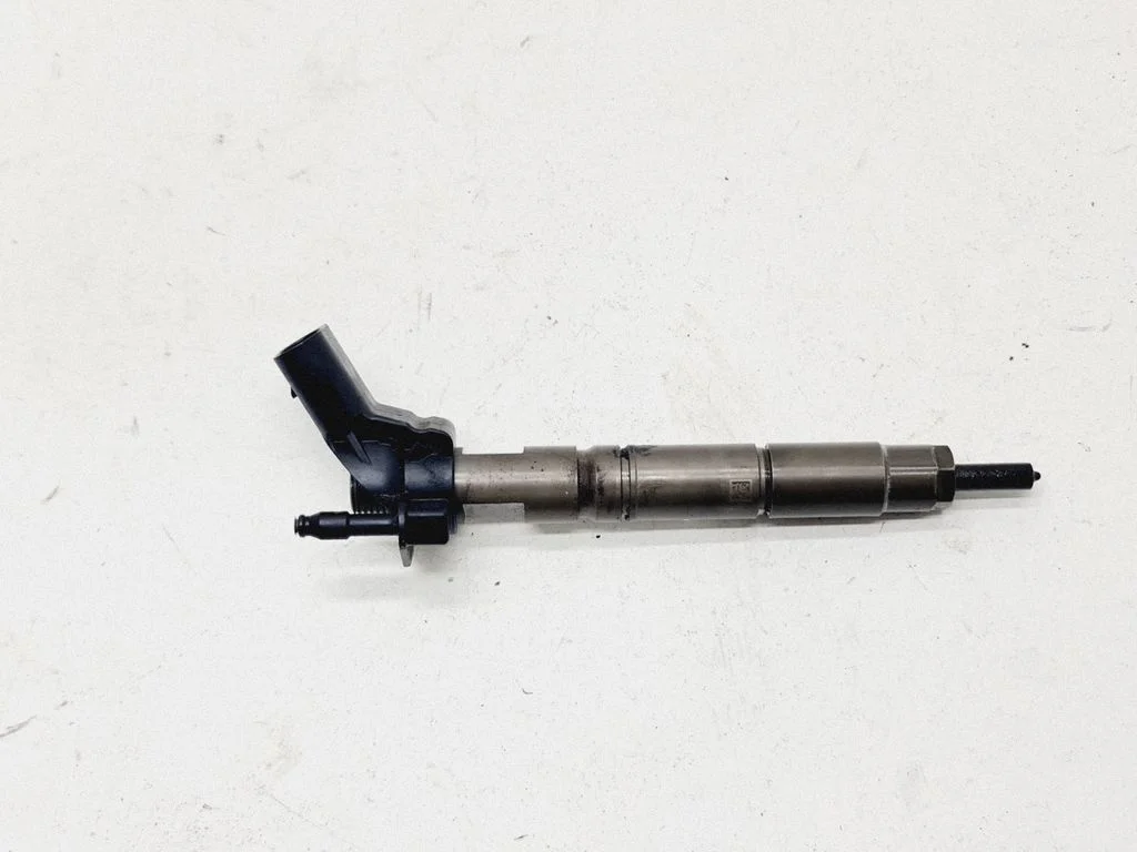 Fuel injector A6420700487