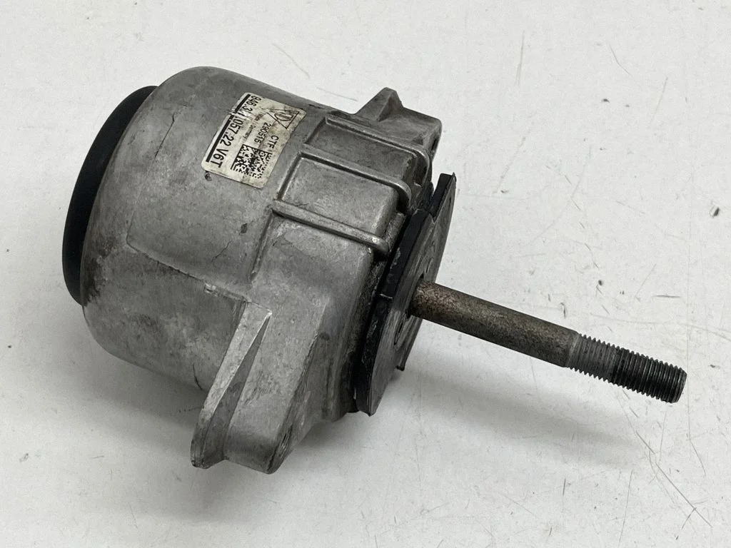 Engine mount bracket 94637505722