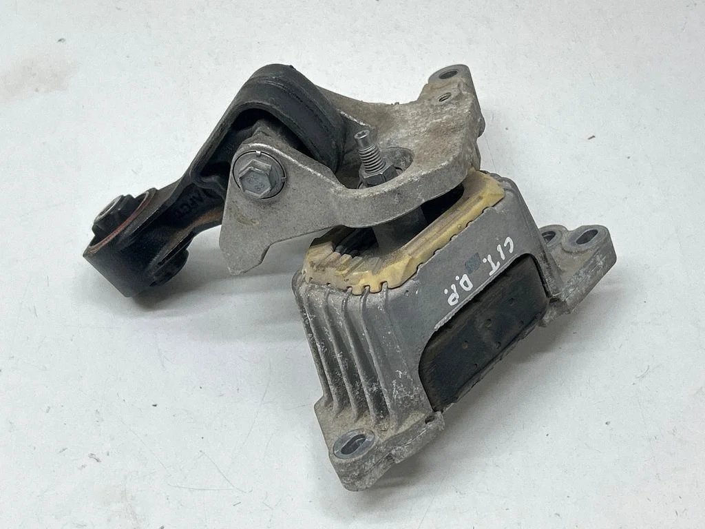 Engine mount bracket 440012280