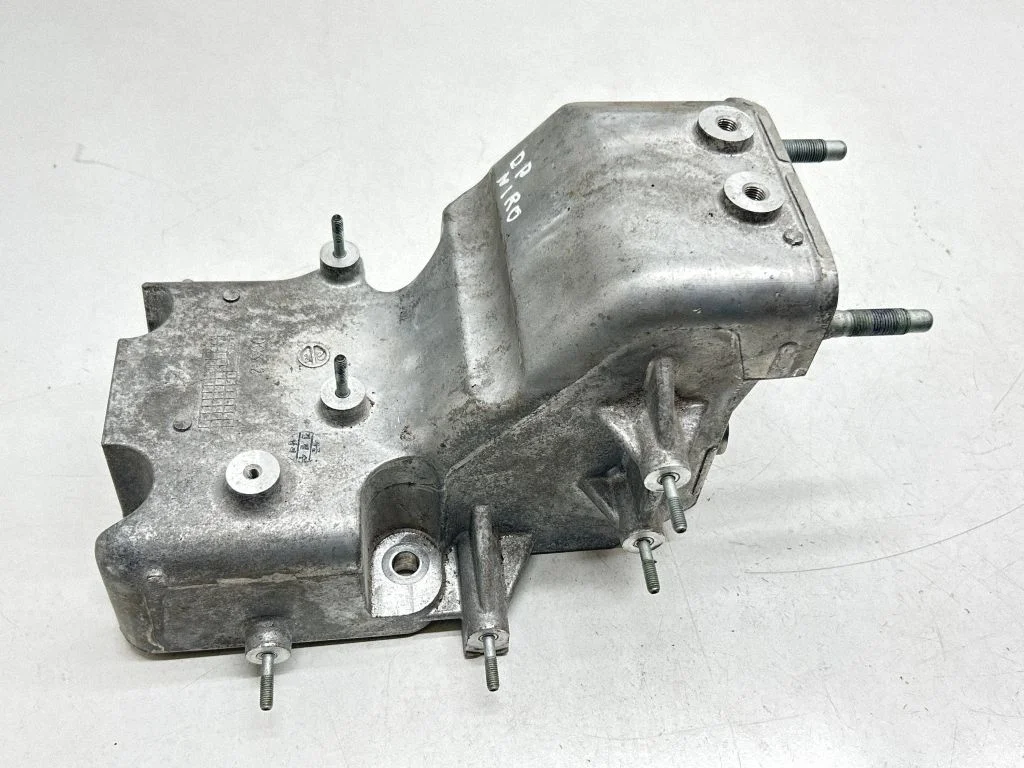 Engine mounting bracket 22100600093A