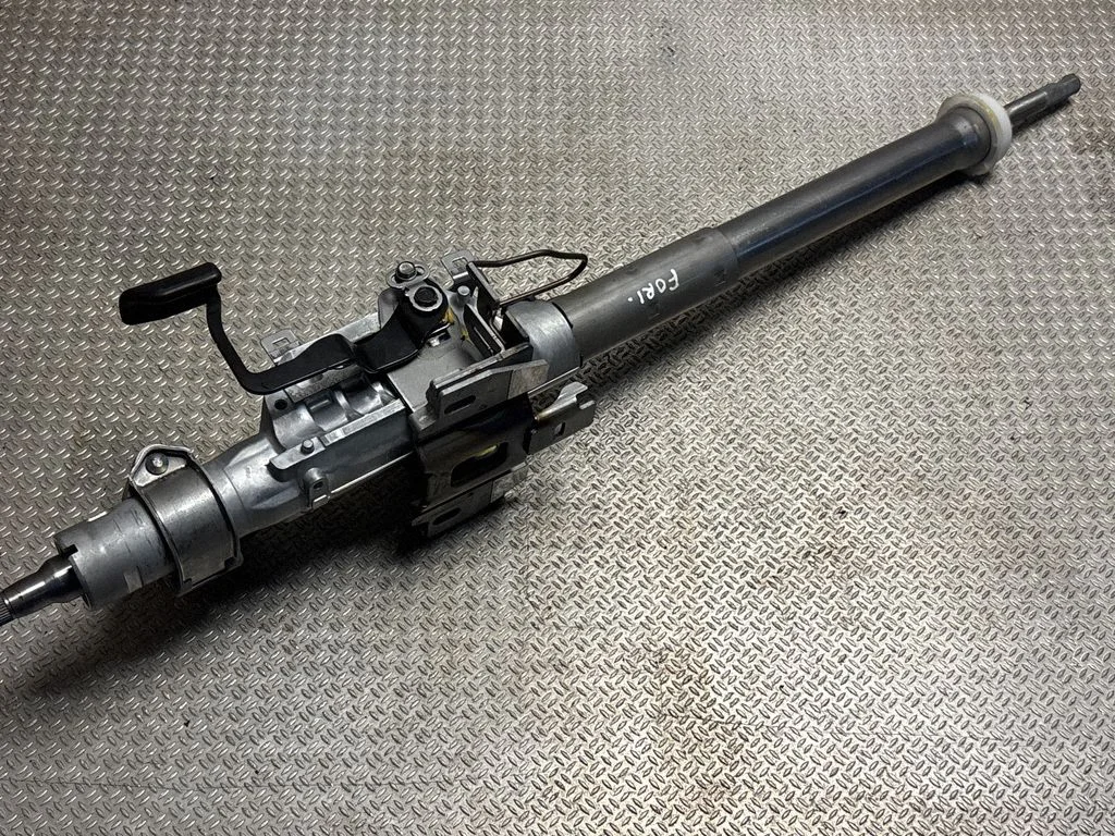 Steering wheel axle 34500FL030