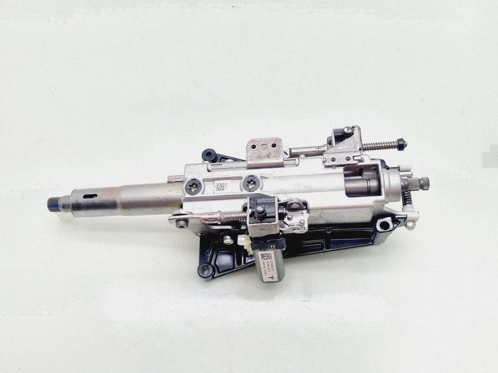 Steering wheel axle