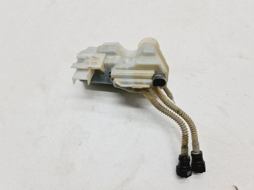 Power steering fluid tank/reservoir 32666979