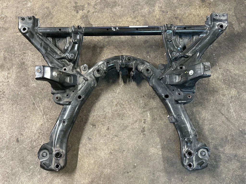 Front subframe 110354700A