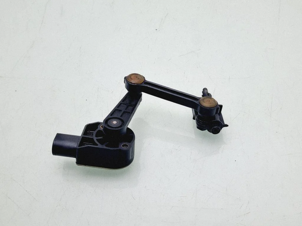 Headlight/headlamp level sensor 7L6616213