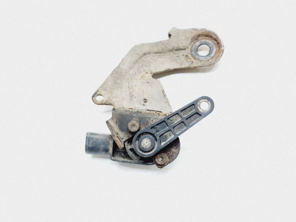 Headlight/headlamp level sensor – Audi A6 Allroad C6 (2006-2011)