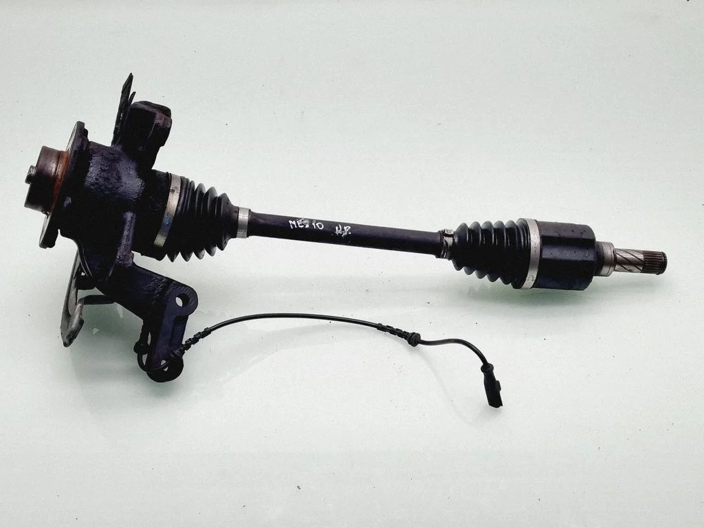 Front wheel hub spindle knuckle – front left