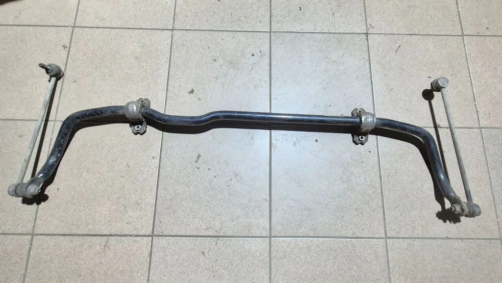 Stabilizator przedni 3Q0411303H
