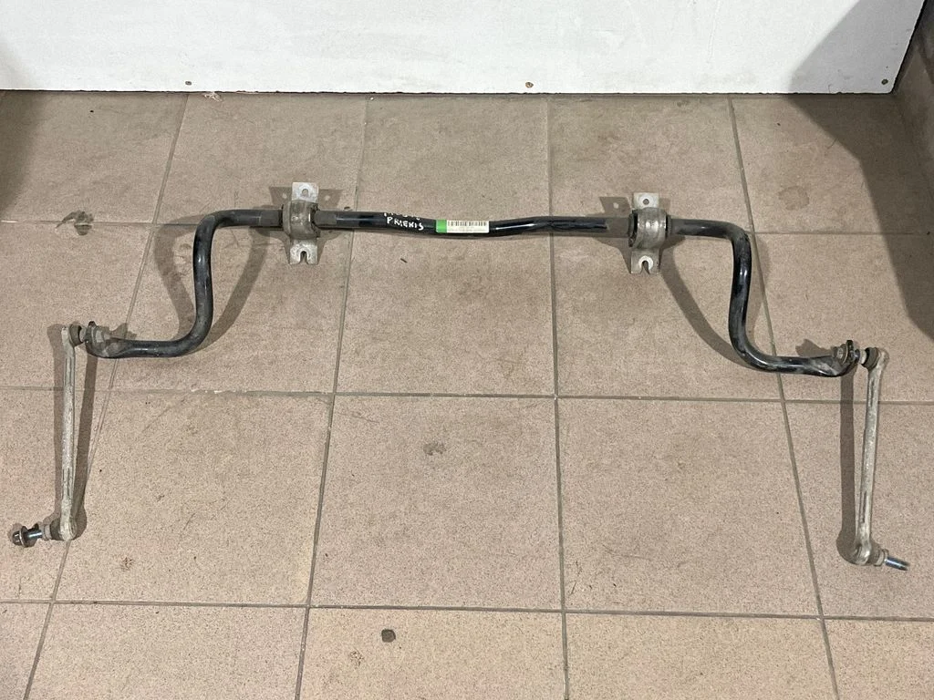 Front anti-roll bar/sway bar 546118023R