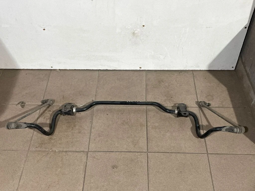 Front anti-roll bar/sway bar