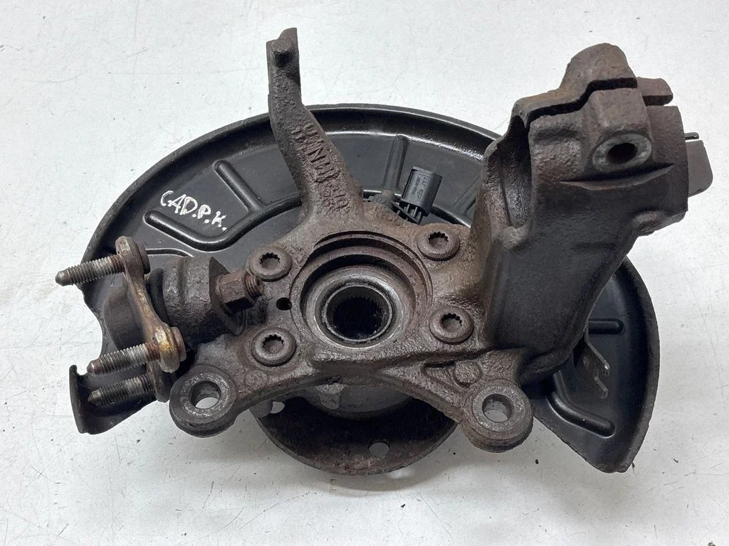 Front wheel hub – front left