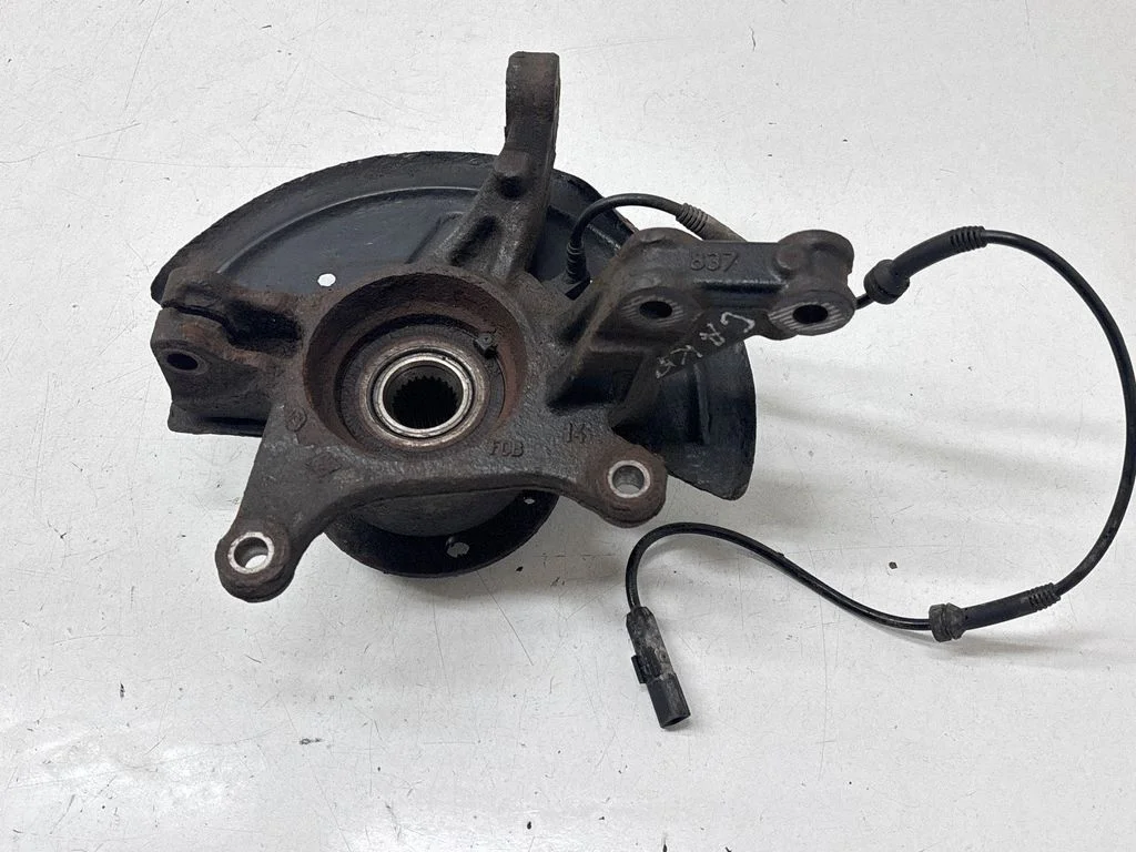 Front wheel hub – Renault Captur (2013-2020), front left