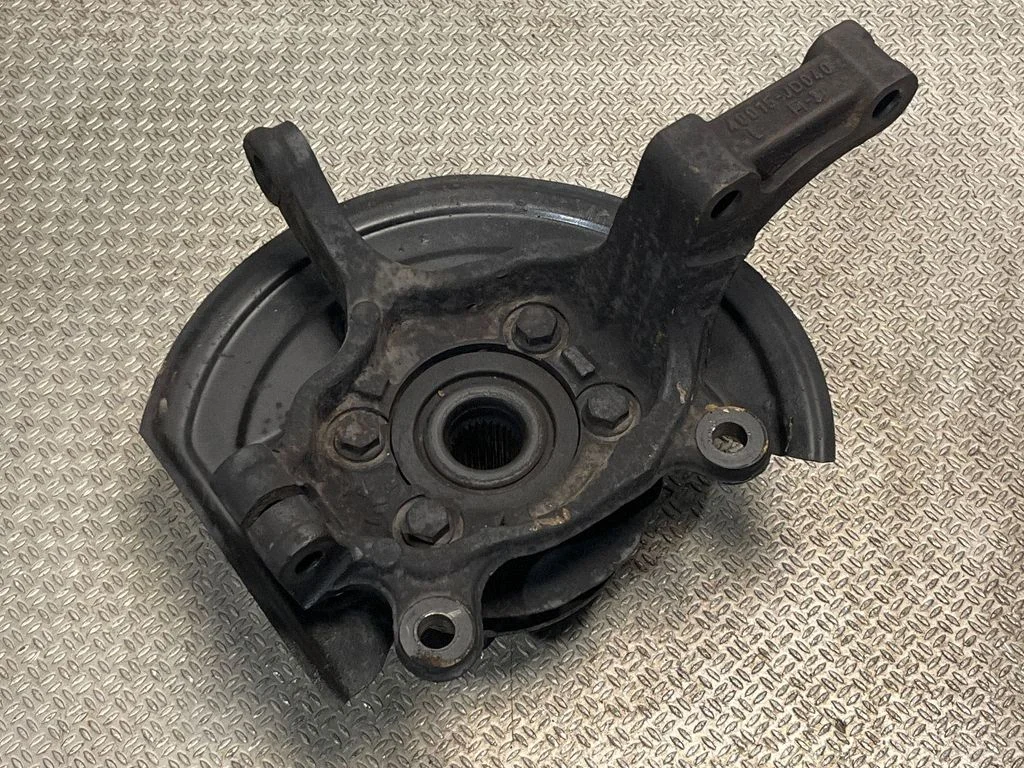 Piasta przednia 40015JD040