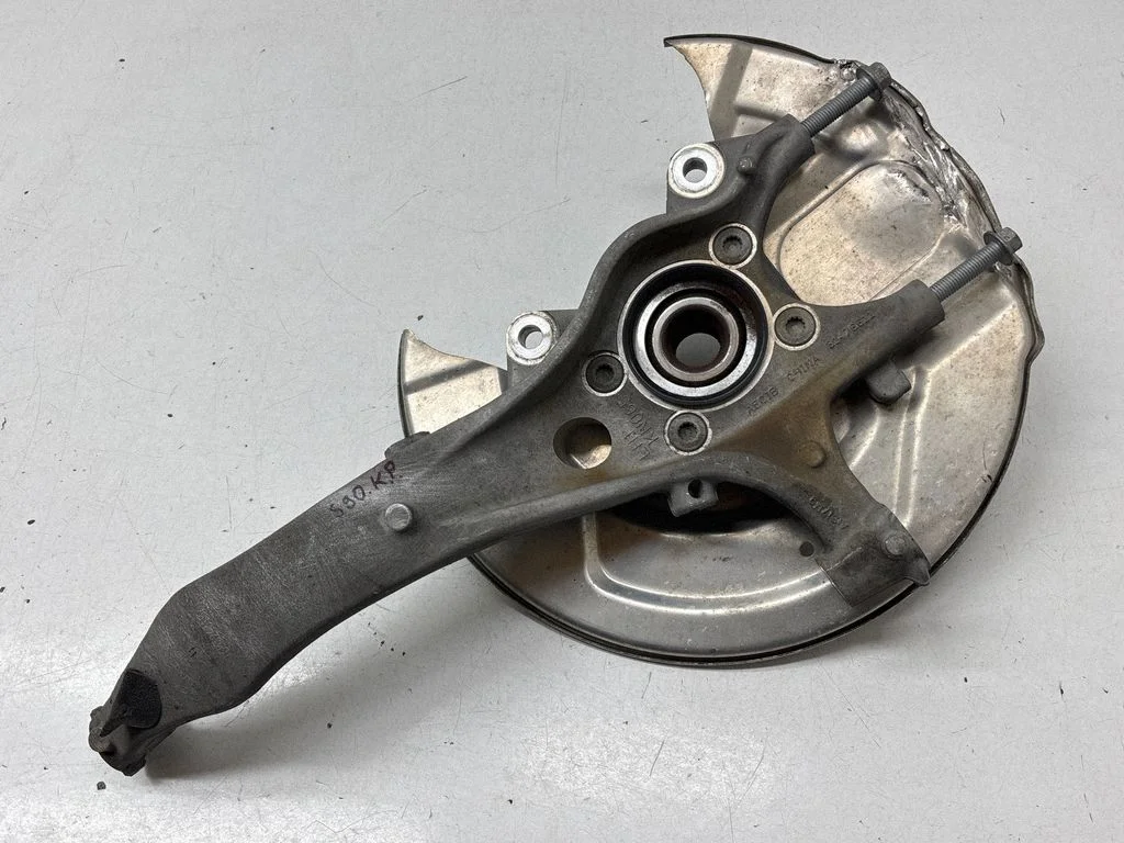 Front wheel hub – Volvo S90, V90 (2016-)