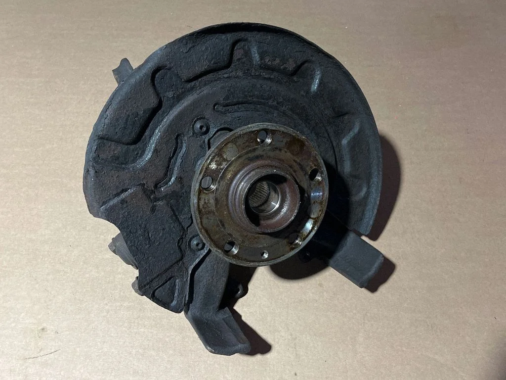 Front wheel hub 5Q0407256N