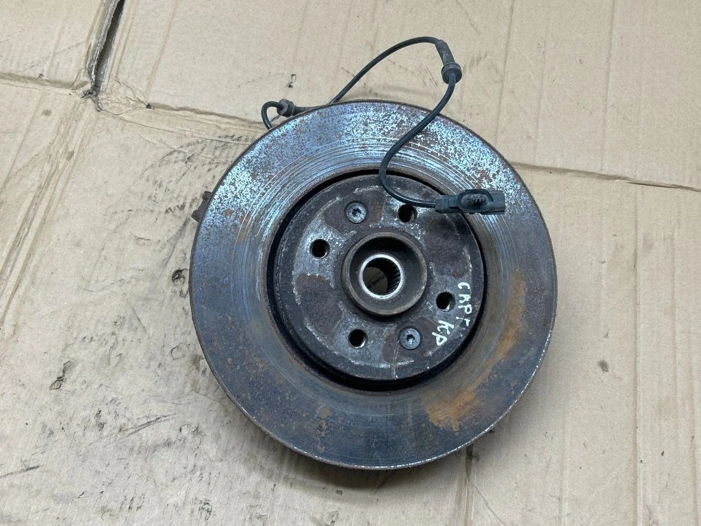 Front wheel hub – Renault Captur (2013-2020), front left