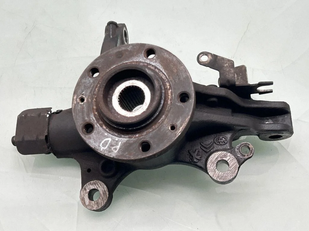Front wheel hub 1617969380