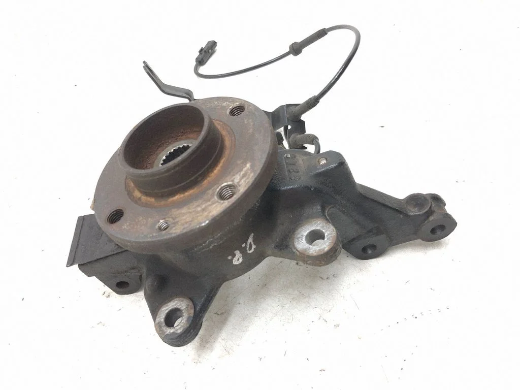 Front wheel hub 401335700R