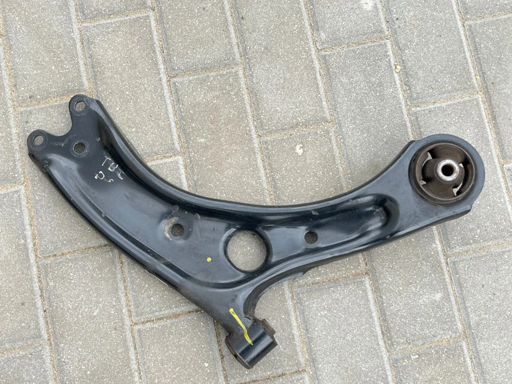Front lower control arm/wishbone 54501D7000