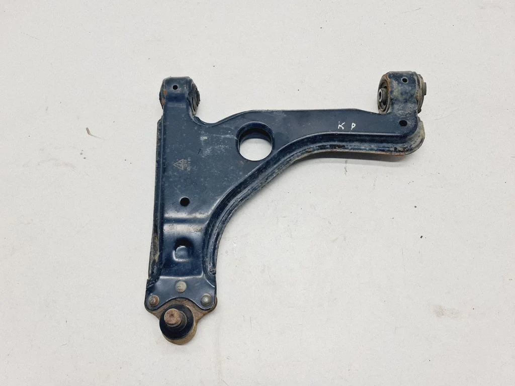Front lower control arm/wishbone 3391101
