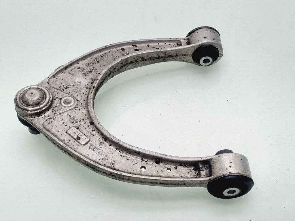 Front upper control arm/wishbone AW6082T6