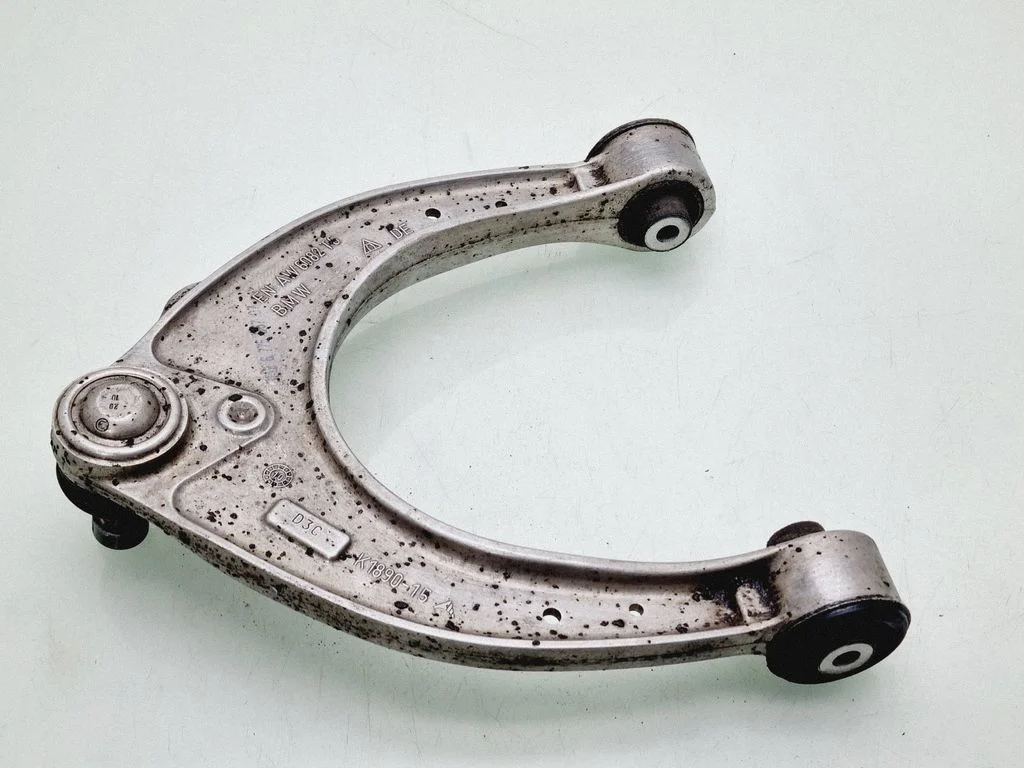 Front upper control arm/wishbone AW6082T6