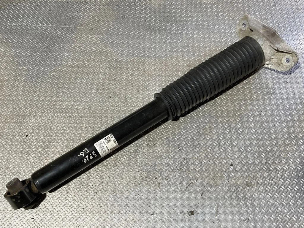 Amortyzator tylny 55300F1530