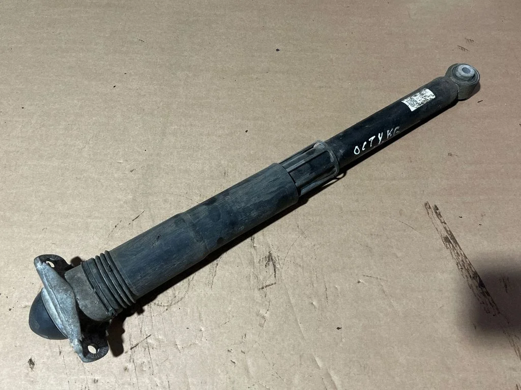 Rear shock absorber/damper 5Q0512013HE