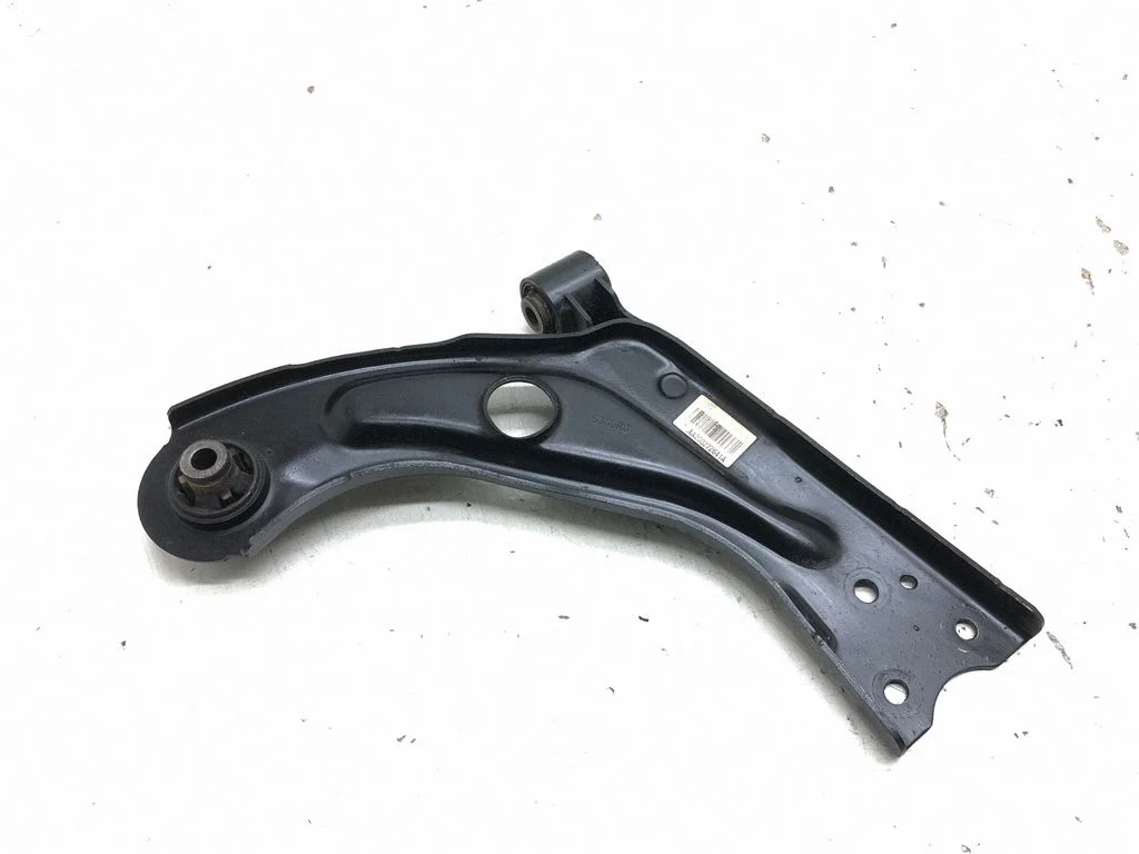 Front lower control arm/wishbone 7AAA200272641A