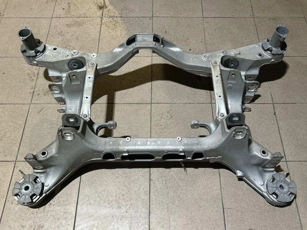 Aizmugurējais apakšrāmis 970331151