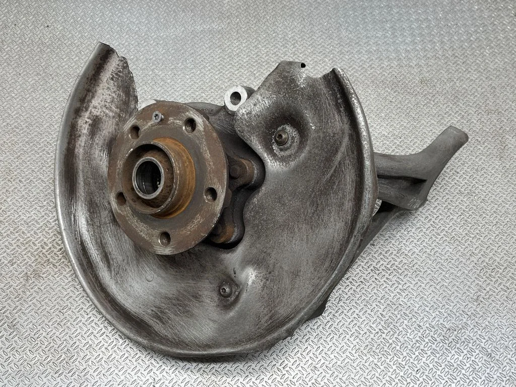 Zwrotnica tylna 8R0505436C