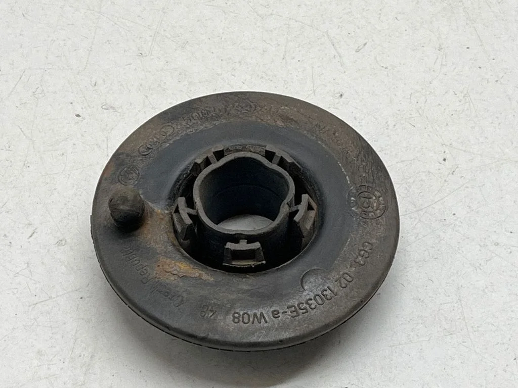 Rear coil spring rubber mount – Skoda Octavia Mk3 (5E) (2013-2019)