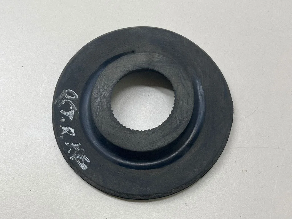 Rear coil spring rubber mount – Skoda Octavia Mk3 (5E) (2013-2019)