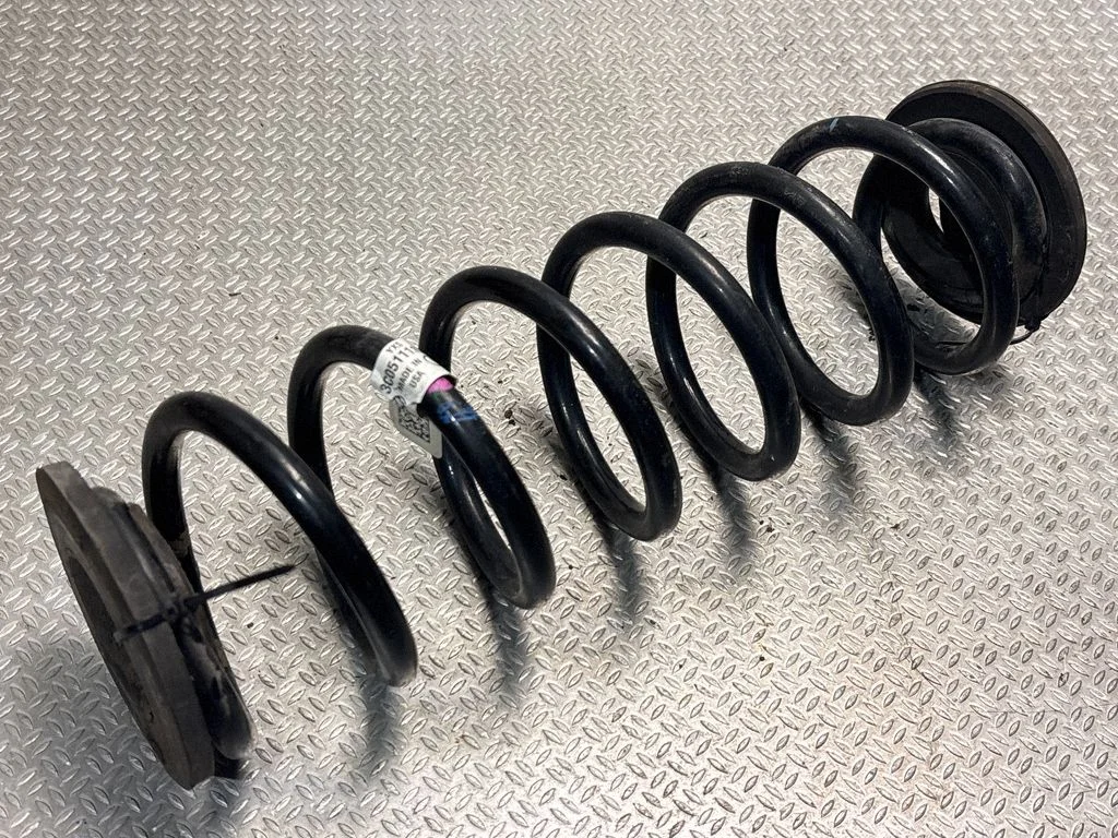 Rear coil spring 3C0511115AB