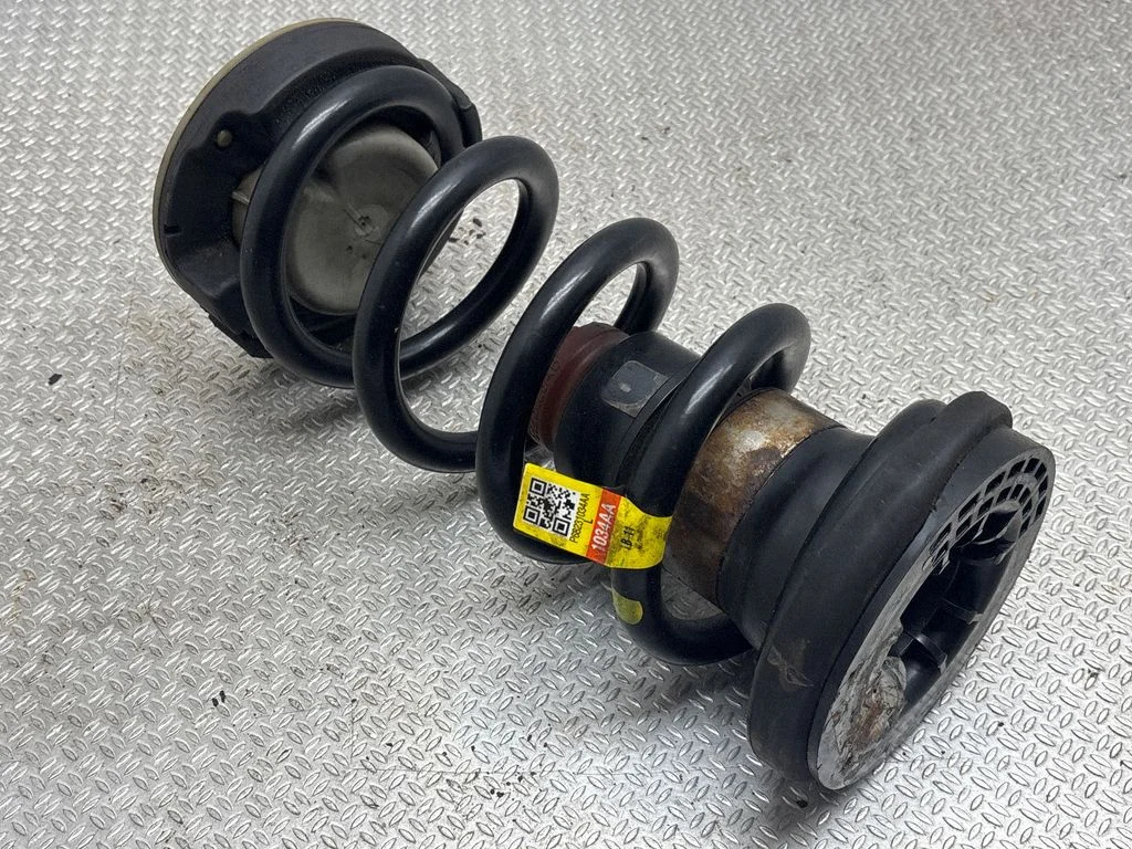 Rear coil spring 68231034AA