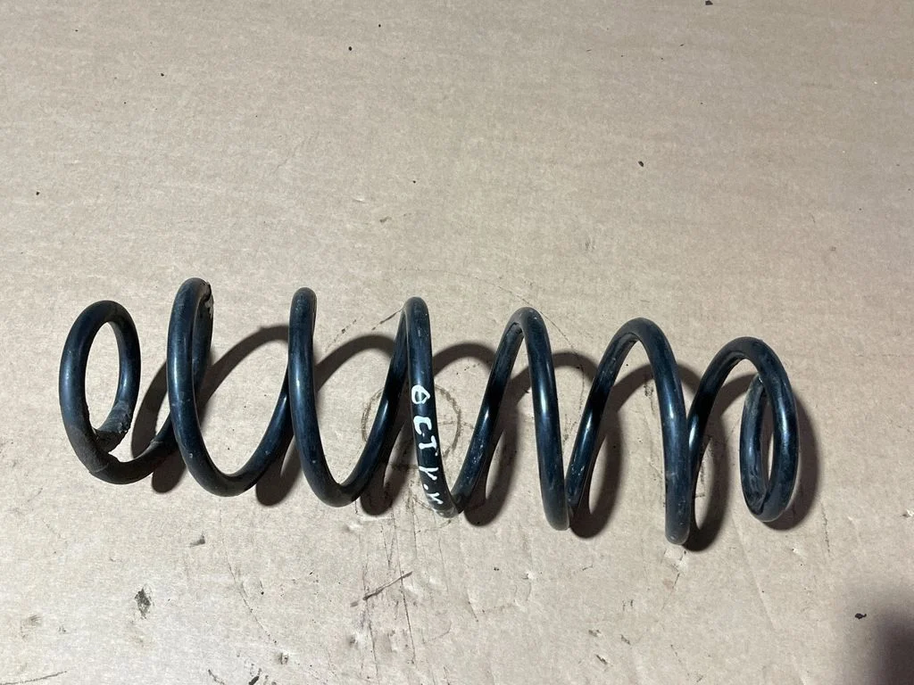 Rear coil spring – Skoda Octavia Mk3 (5E) (2013-2019)