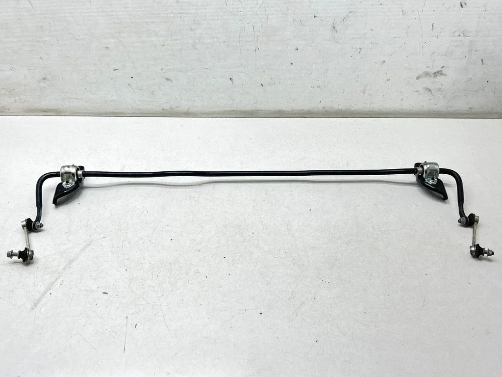 Stabilizator tylny – tył
