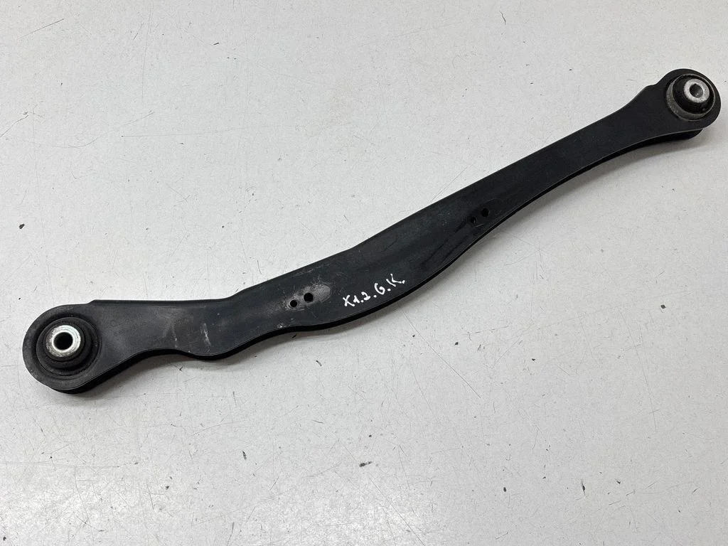 Rear control arm 685156305