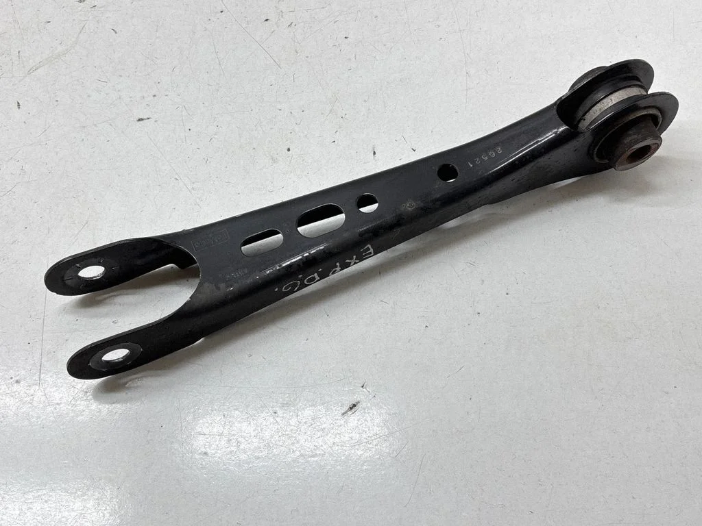 Rear control arm – Ford Explorer VI (2019-)