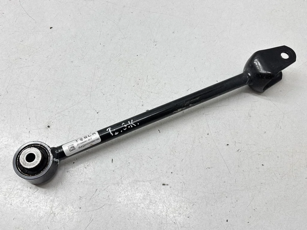 Rear control arm 104444100F