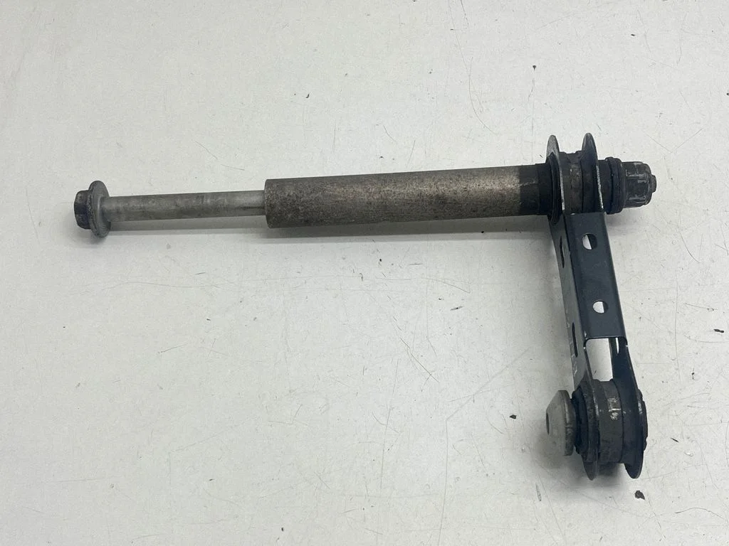Rear control arm – Ford Explorer VI (2019-)