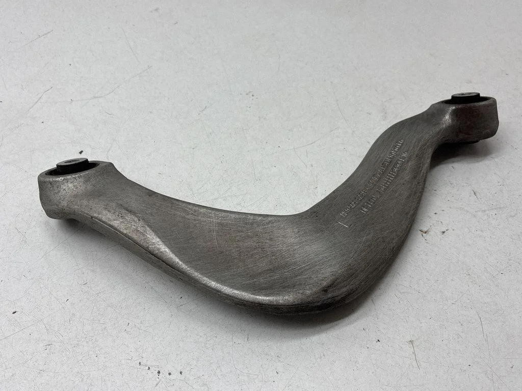 Wahacz tylny 8K0505323H