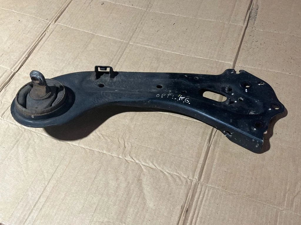Rear control arm 55271A8300